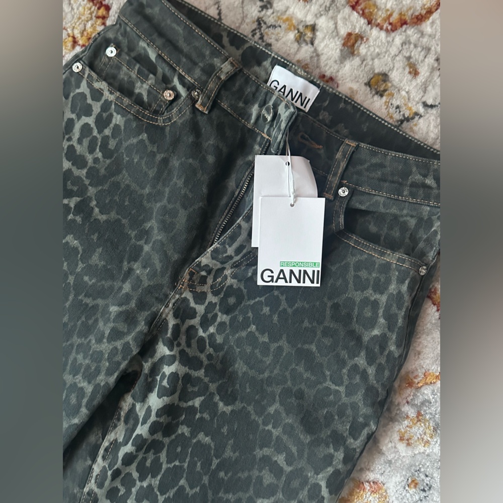 Never worn GANNI Dark Leopard Print Jeans - Picture 6 of 7